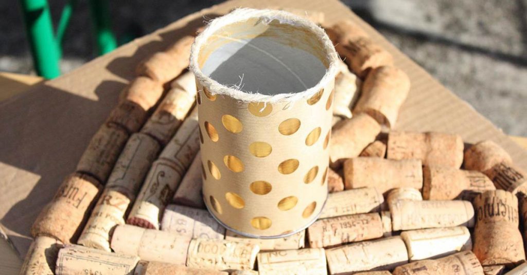 Upcycled Cardboard Tube Pen Holder and a Love Heart of Corks